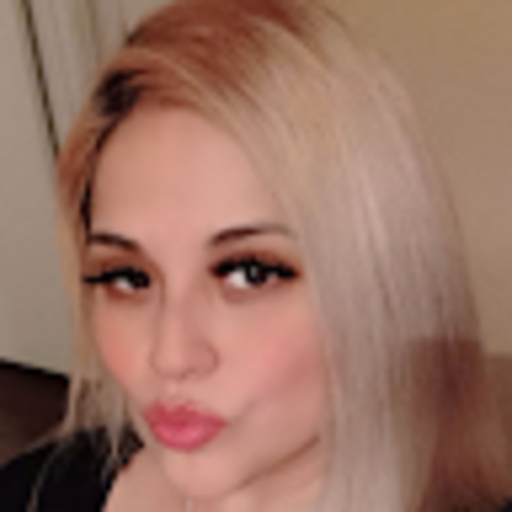 Meet your Posher, Monica